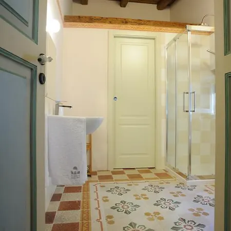 La Dimora Degli Svevi Bed and breakfast *